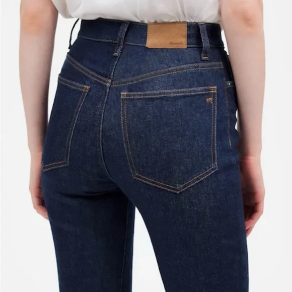 Madewell The '90s Straight Jean - Picture 4 of 7